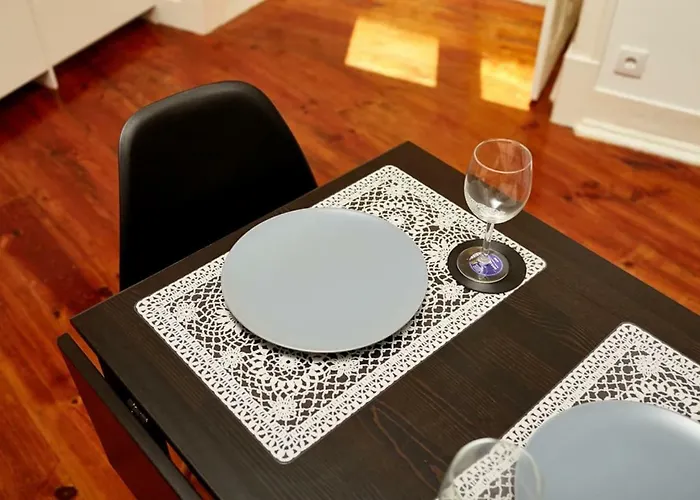 Charming One Bedroom Flat *