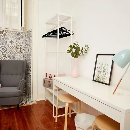 Charming One Bedroom Flat Apartment Lissabon