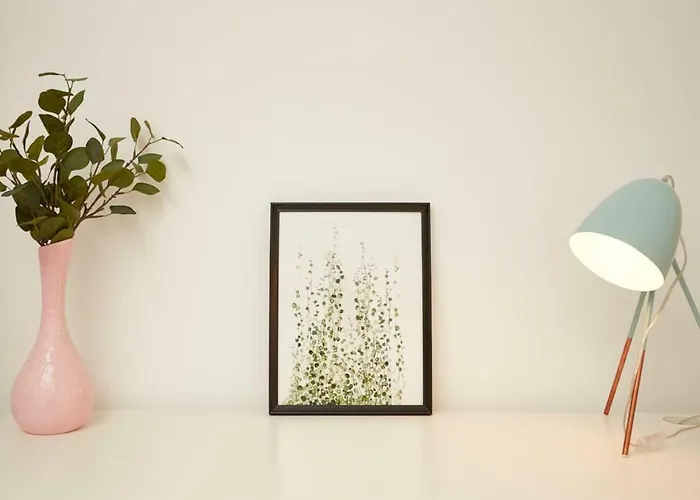 Charming One Bedroom Flat *