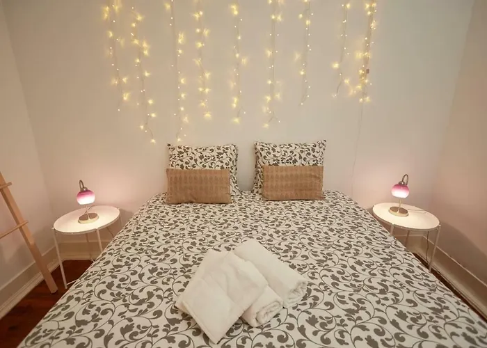 Charming One Bedroom Flat Apartman